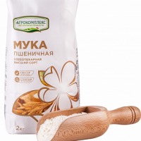 Мука АГРОКОМПЛЕКС хлебопекарная высший сорт 2 кг