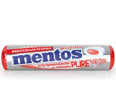 Жевательная резинка MENTOS Pure white клубника без сахара 16 г